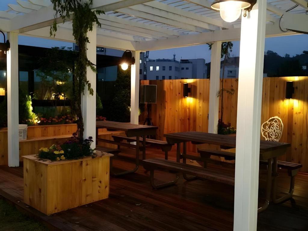 Myeongdong Mom House Hotel Seoul Ngoại thất bức ảnh