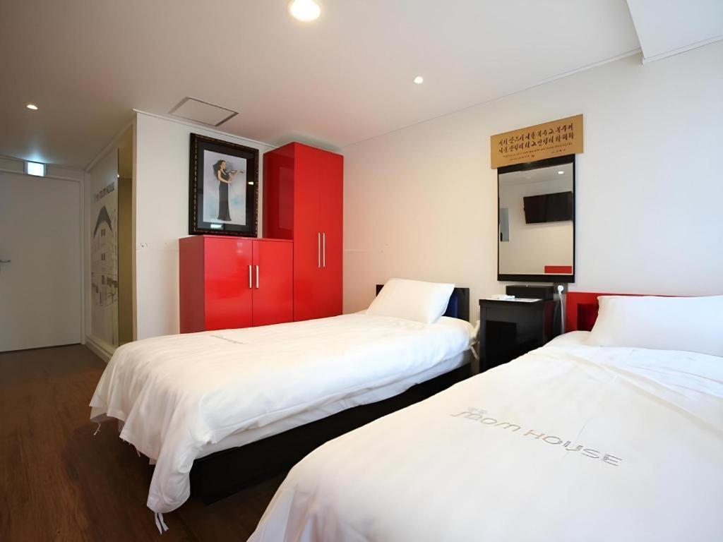 Myeongdong Mom House Hotel Seoul Ngoại thất bức ảnh