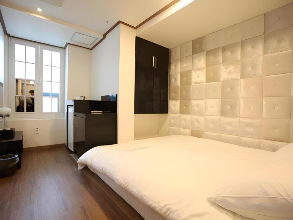 Myeongdong Mom House Hotel Seoul Ngoại thất bức ảnh