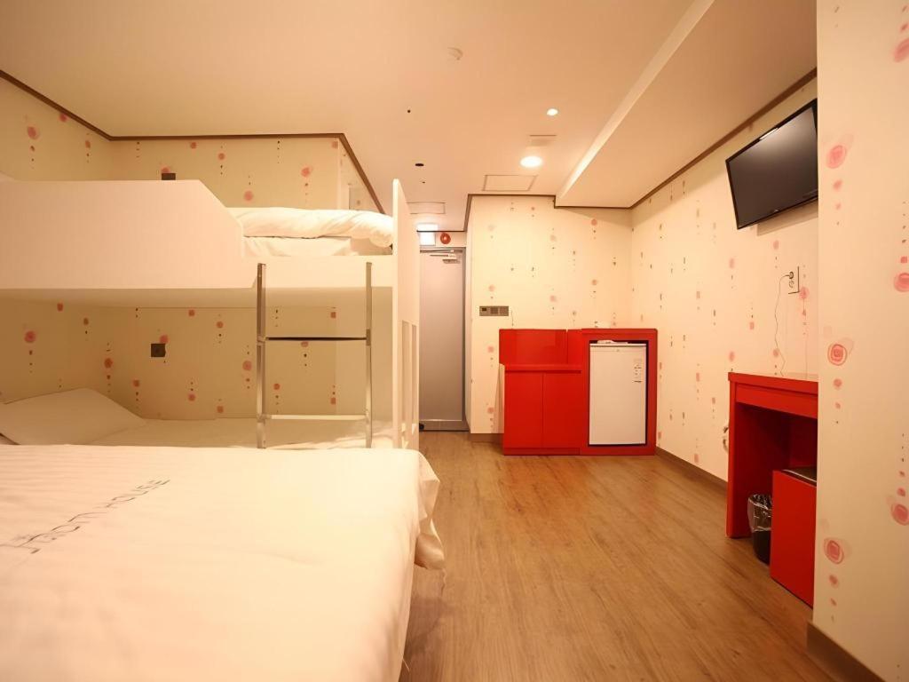 Myeongdong Mom House Hotel Seoul Ngoại thất bức ảnh