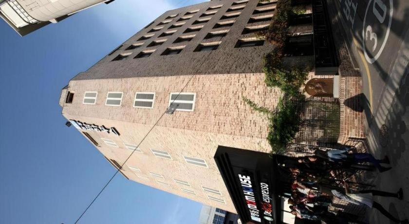 Myeongdong Mom House Hotel Seoul Ngoại thất bức ảnh