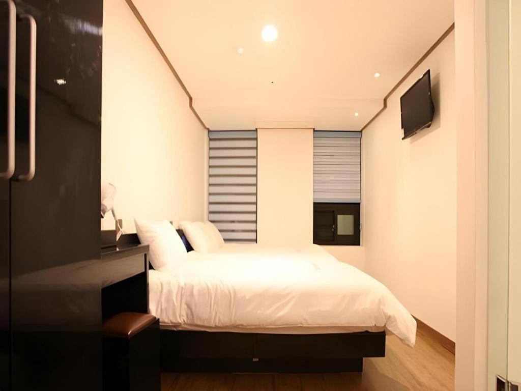 Myeongdong Mom House Hotel Seoul Ngoại thất bức ảnh
